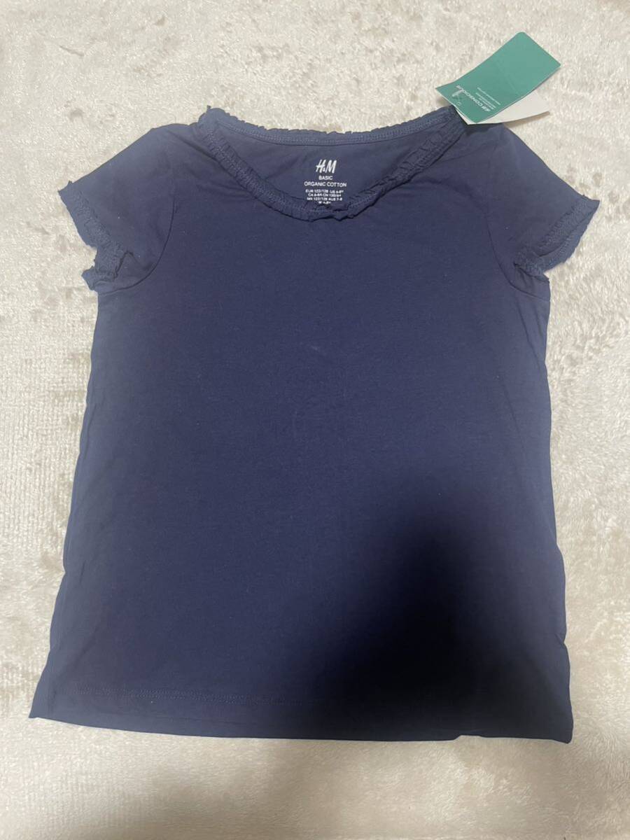 新品タグ付き H&M オーガニックコットン 120 130 半袖 Tシャツ カットソー ネイビー 紺色 フリル 綿100%ユニクロ シンプル拍卖