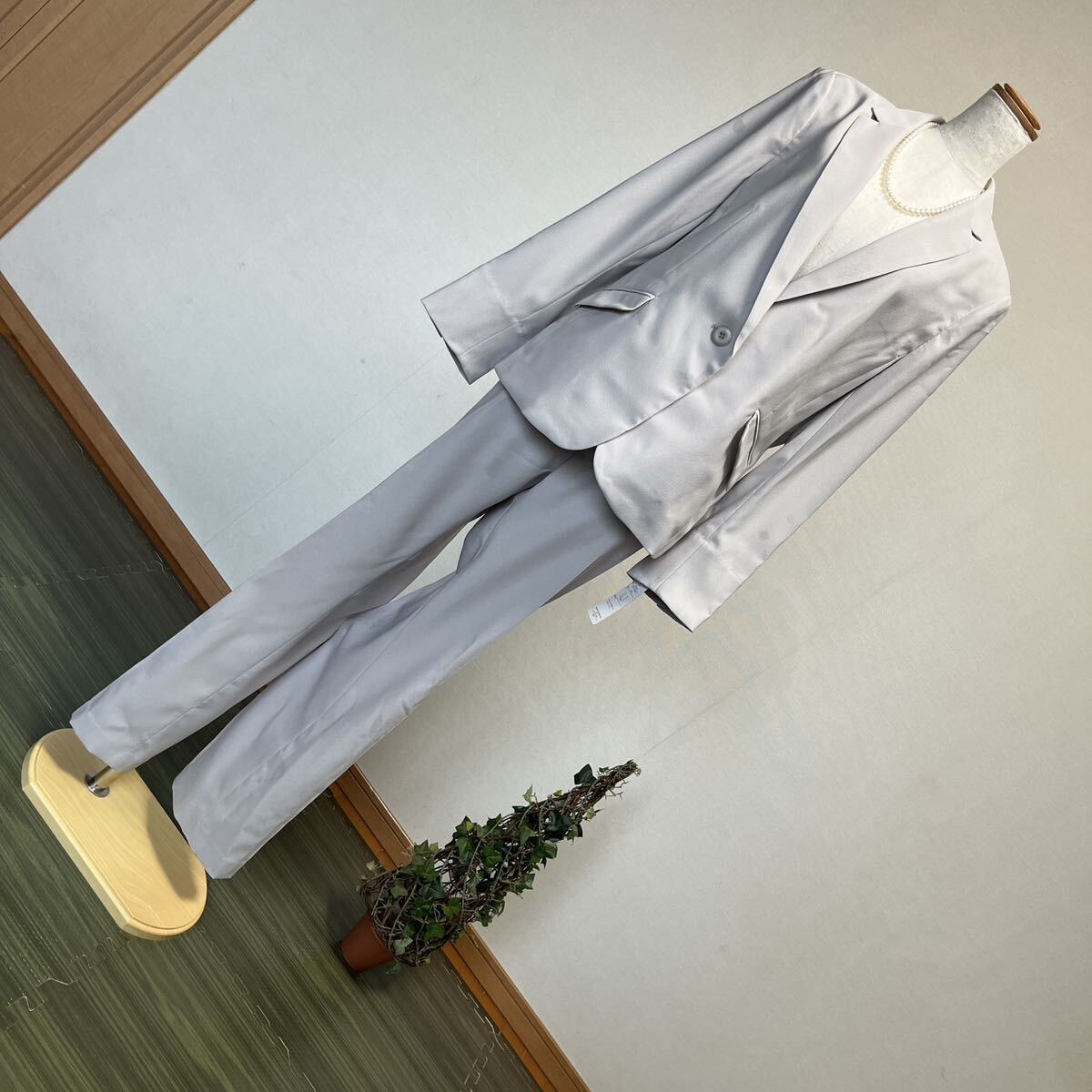 6-39新品フォーマルパンツスーツ セレモニービジネススーツ(テーラードジャケット+パンツ)オフィスレディーススーツ 19号 LL通勤拍卖