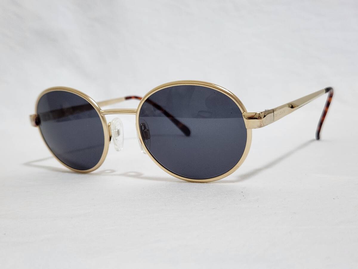 正規 レア BVLGARIブルガリ サイドロゴ ラウンドメタルサングラス 黒 金 オールドクラシック シャイニーフレーム ラグジュアリーアイウェア拍卖
