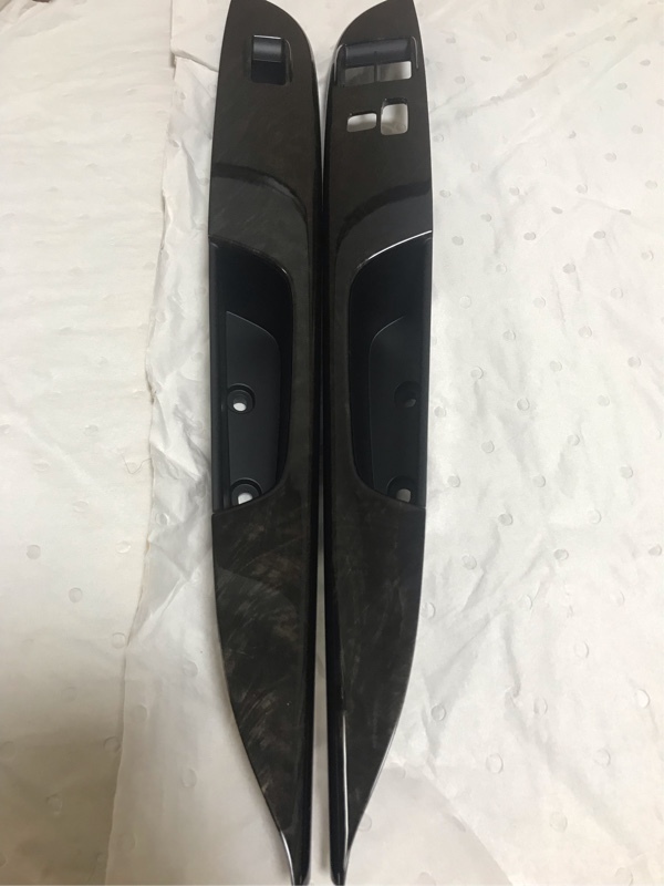 【新品】トヨタ純正 ハイエース 4型ダークプライム用 パワーウインドウスイッチベース 黒木目マホガニー調加飾拍卖