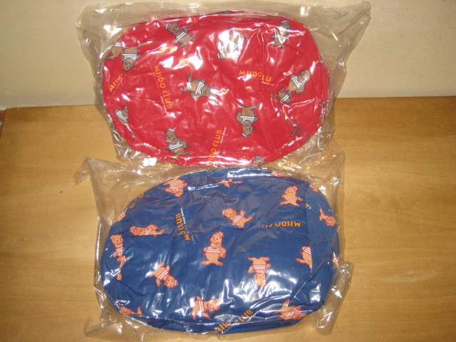 2個セット ミスタードーナツ ふわふわまくら (クッション) 赤/青 イラスト:原田治 送\920~拍卖