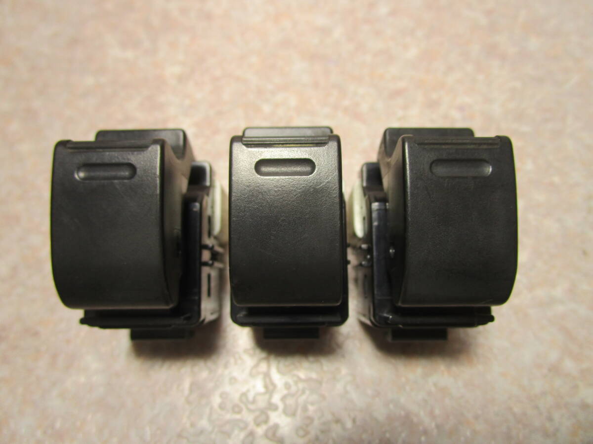 トヨタ ナディア SXN10 パワーウィンドウスイッチ 助手席/後席拍卖