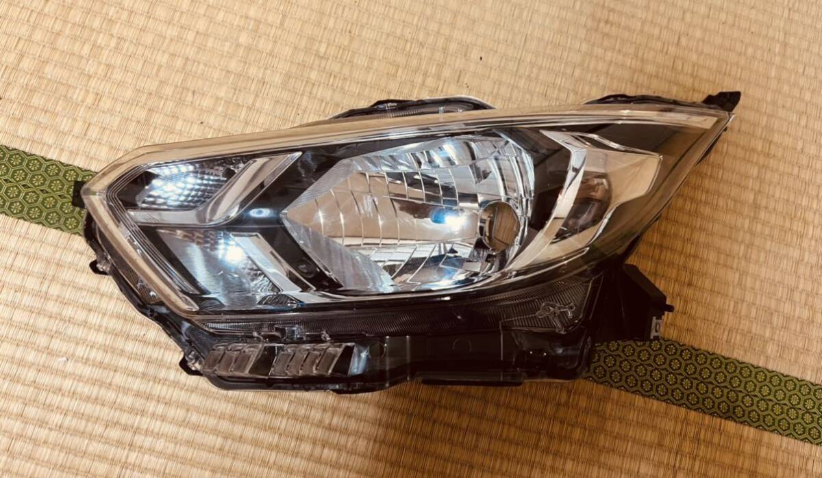 日産 ハロゲン B43W デイズ 左ヘッドライト KOITO 100-23775 左 ヘッドライト ハロゲン拍卖