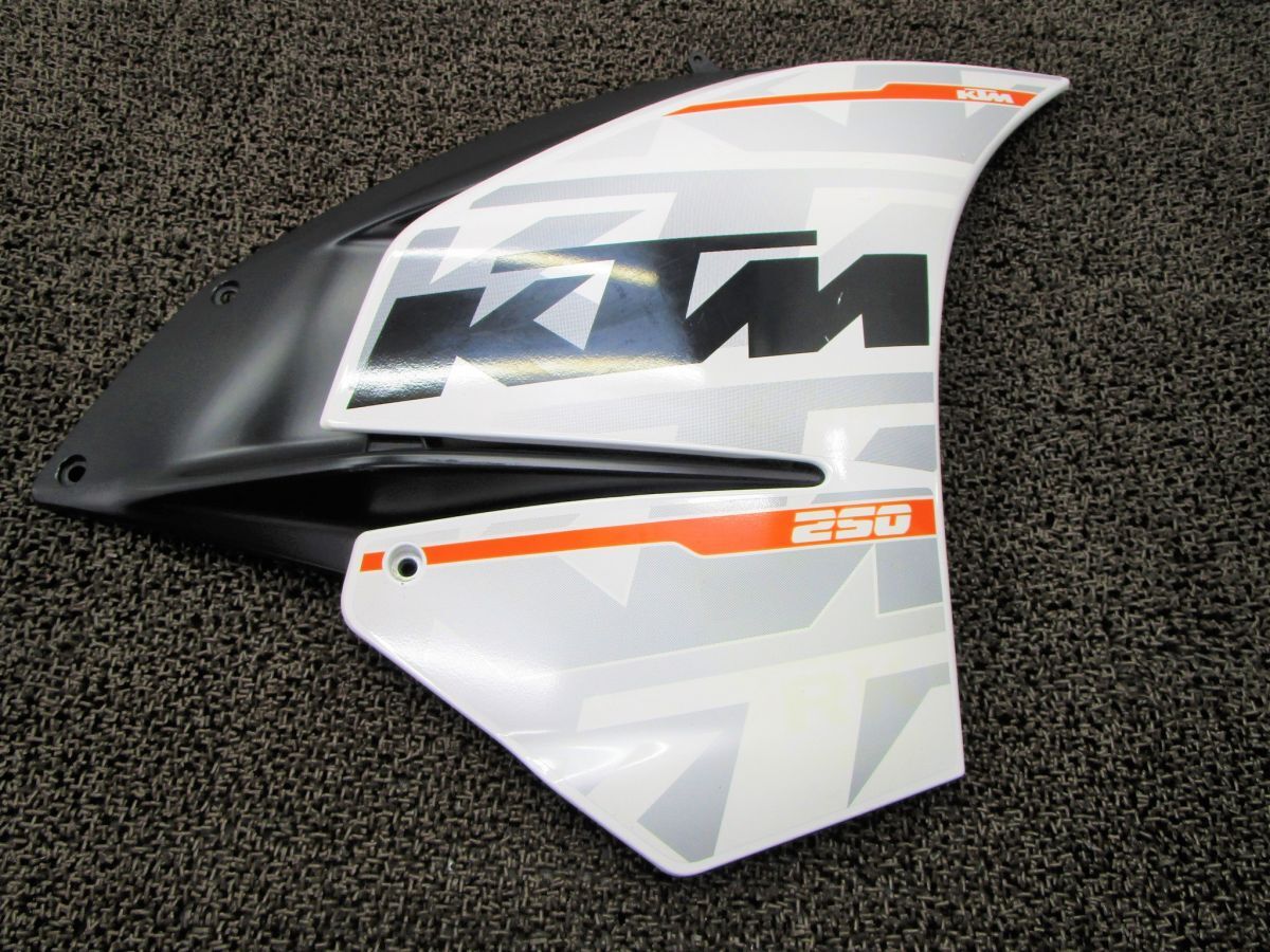 KTM RC250 サイドカウル右 □N256!JYE KTM 【 912 】 動画有拍卖