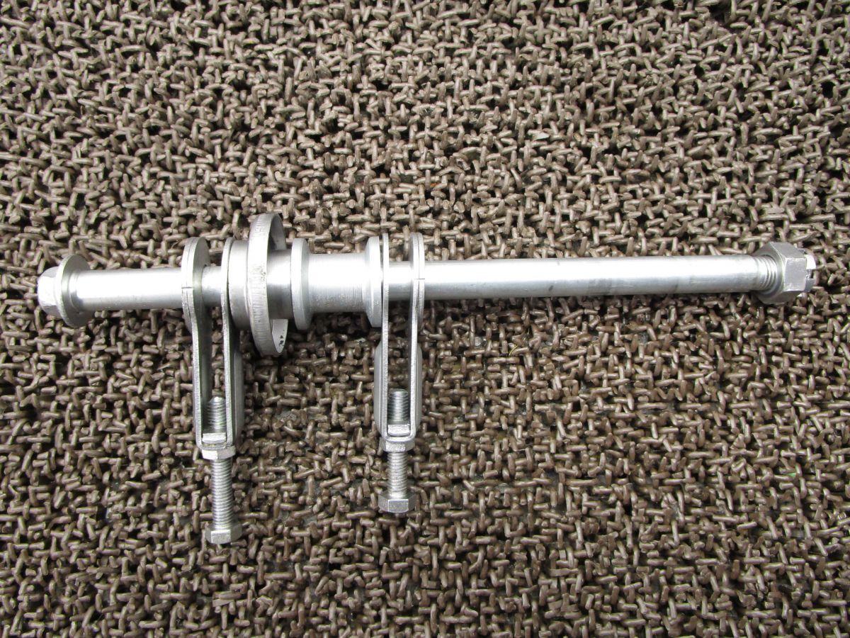 KL250 リアアクスルシャフト ●N331!KL250A カワサキ 【 KL2500AE 】拍卖