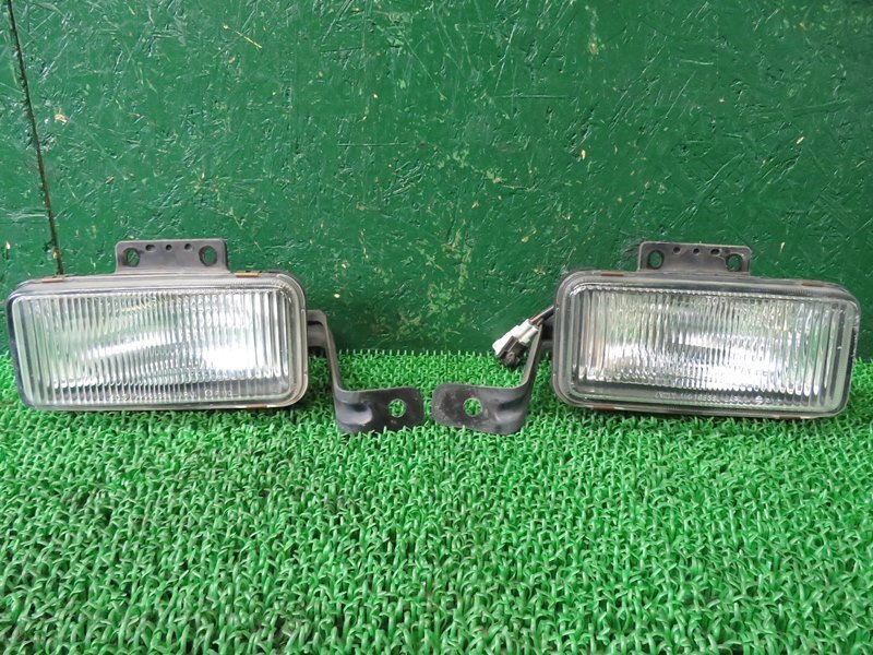 『psi』 日野 RX6JFAA リエッセ フォグランプ左右セット コイト 114-35838 24V拍卖