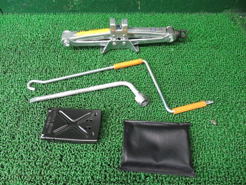 『psi』 トヨタ GS151H クラウン ハードトップ 純正 ジャッキ & 工具 セット 対荷重1000kg拍卖