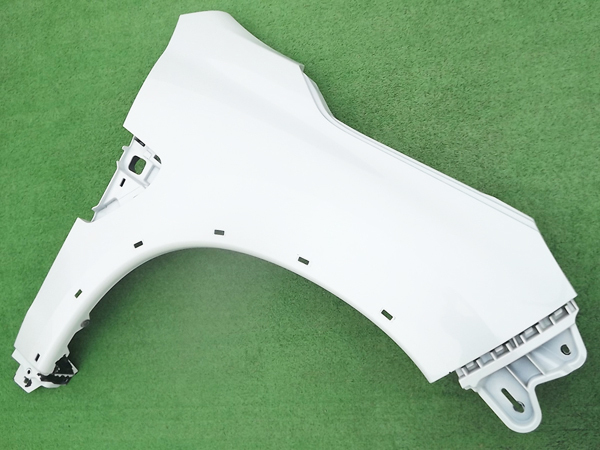 ☆良品,送料安,ホワイトパール,後期★RVR GA4W右フロントフェンダー★アールブイアール,純正,パネル,白★Re:P拍卖