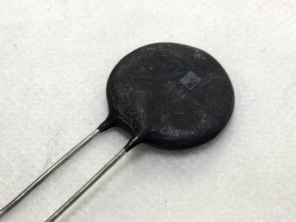 即決 SG-64 7Ω 10A パワー NTC サーミスタ 1~2個拍卖