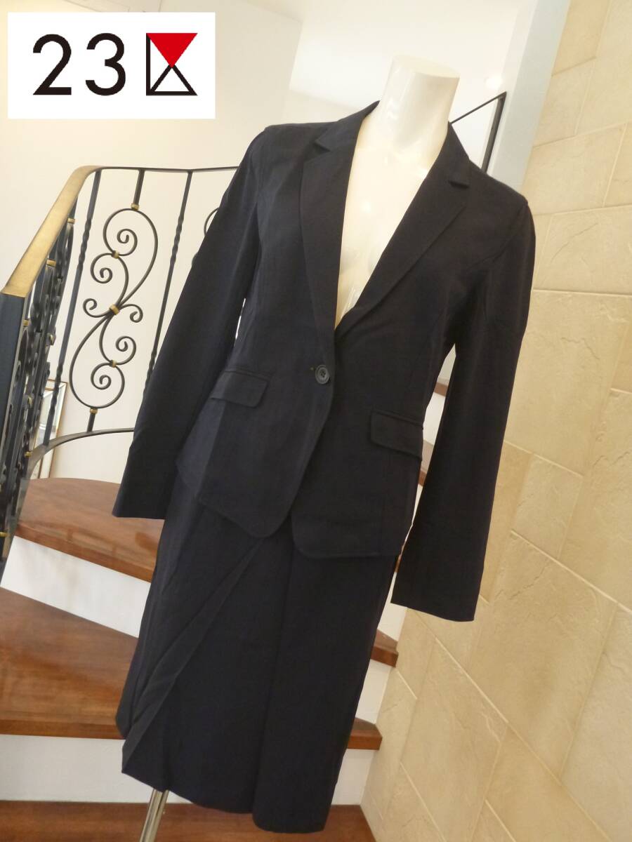 5.5万 美品 23区 ★オンワード樫山 紺 ネイビー 薄手 スカートスーツ 40 L ビジネススーツ拍卖