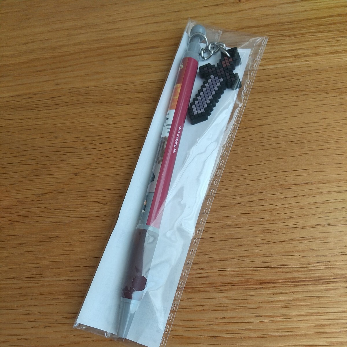 【新品未開封】非売品 マインクラフト マイクラ 武器チャーム付きボールペン FuRyu フリュー インクペン ボールペン拍卖