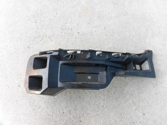 ポルシェ カイエン 958 リアバンパーブラケット 右 リア サポート AC428拍卖