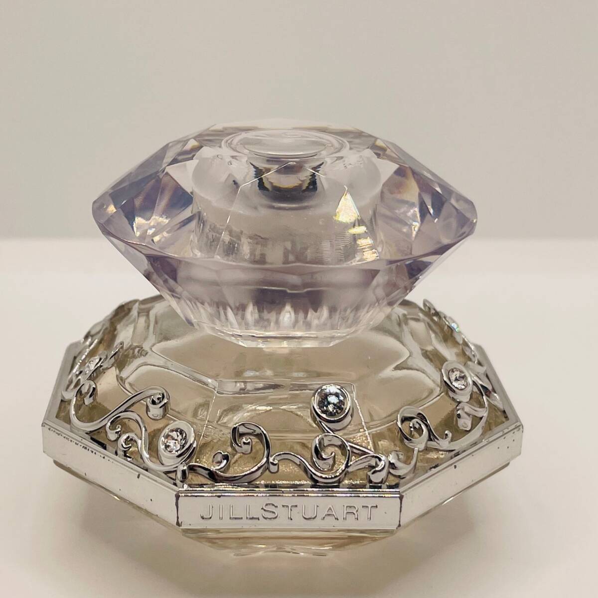 中古品 JILLSTUART ジルバイ ジルスチュアート オードトワレ 30ml 残量7割 フランス製拍卖