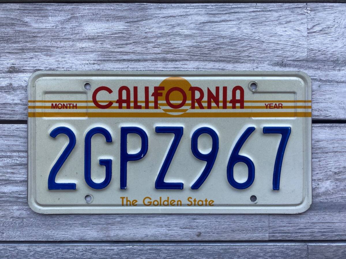◇ アメリカ カリフォルニア州 発行 ★Golden State★ Californian 自動車用 ナンバープレート (2GPZ967)拍卖