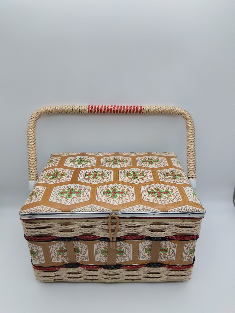ソーイングボックス 裁縫箱 ワンハンド バスケット 網籠 ビンテージ 昭和 レトロ ポップ 当時物 ハンドクラフト 拍卖