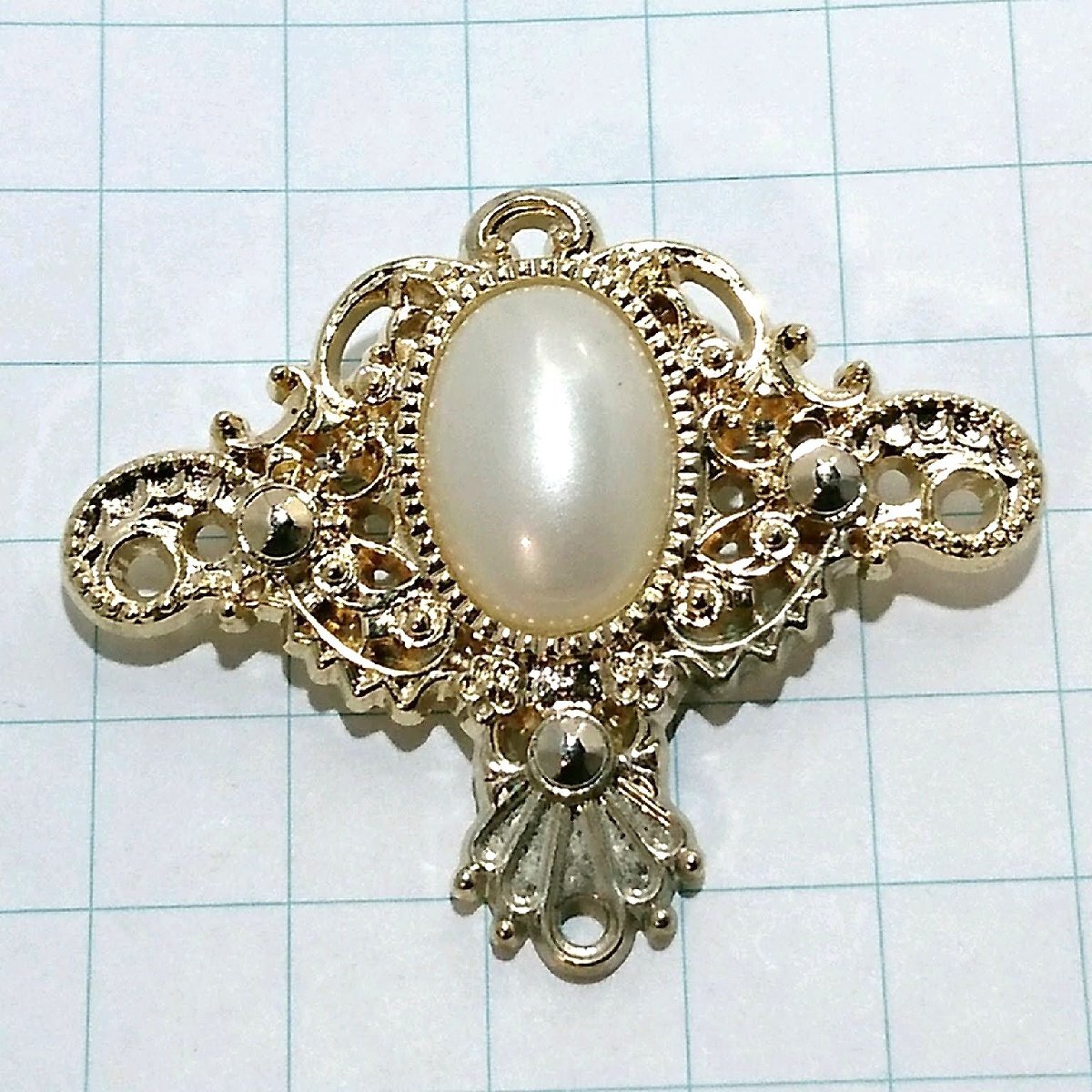 送料無料)ビンテージ☆パール エンブレム☆アンティーク ブローチ A24082拍卖