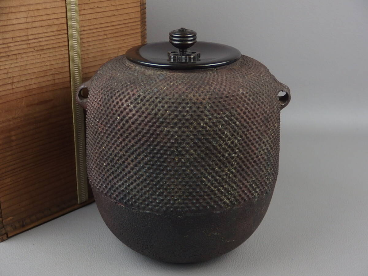 【骨董・茶道具】★古い 鉄製★★霰釜 ※水漏れ有 fi036vb.8拍卖