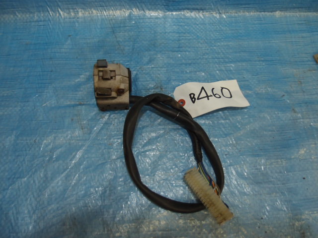 ホンダ NS250R ハンドルスイッチ左(動作不明)1台分解体部品多数出品☆彡拍卖