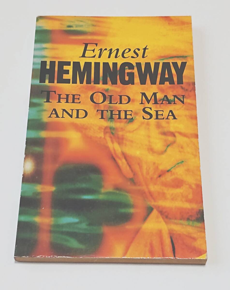 送料無料 Ernest Hemigway The Old Man and the Sea ペーパーバック拍卖