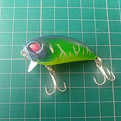 シャロークランク 50mm 7g ホットタイガー検)B級ルアー フットルース ワンマイナス 野池 ブラックバス ウェイクベイト 虫パターン 鯰拍卖