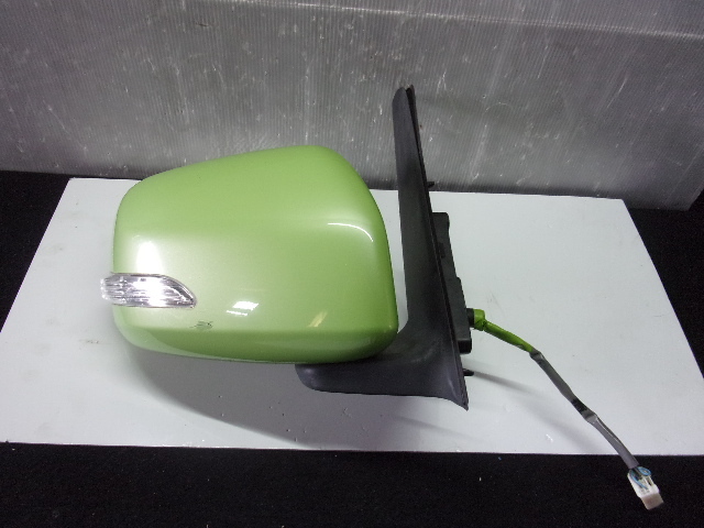 【2681】タント L375S 2010年式 G51 グリーン 右ドアミラー 87910-B2A11 棚B2-2拍卖