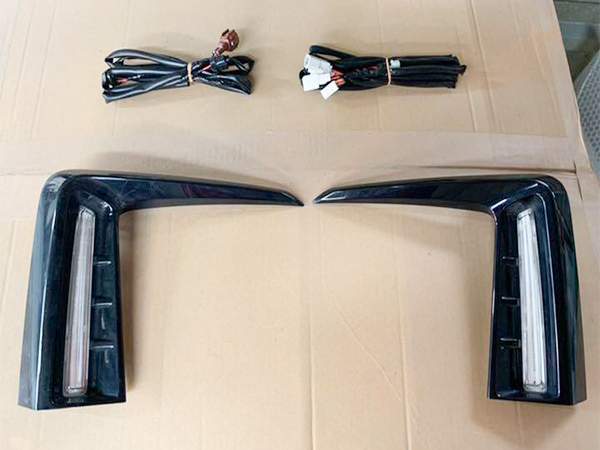 ニッサン 純正 セレナ フロント バンパー イルミネーション GC27 GFC27 GNC27 GFNC27 HC27 HFC27 ハイウェイスター デイランプ デイタイム拍卖