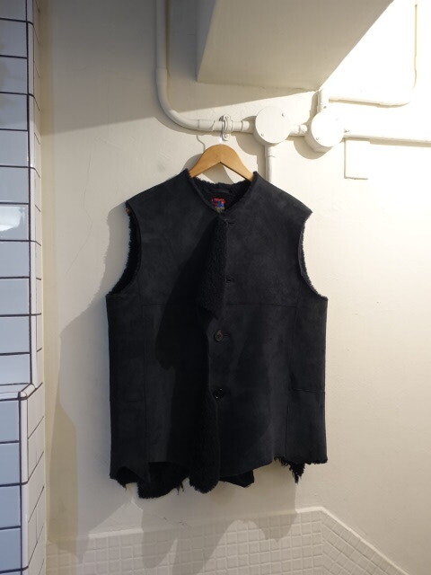 ブルーナボイン BRU NA BOINNE ムートン ベスト ネイビー 新品同様 サイズ1 定価194000円拍卖