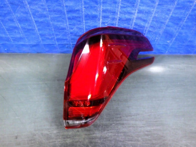 S1477 アルファード AGH30W GGH30W 後期 右テール LED 58-76 8 美品拍卖