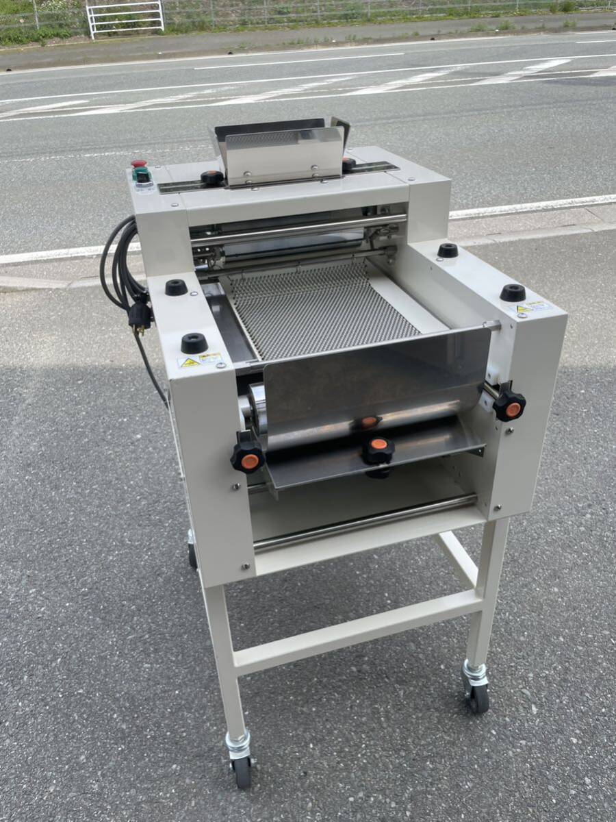 ■中古品 カマタ モルダー KY301 2021年 3相200V ベーカリー パン屋さん 動作問題なし 鎌田機械製作所■拍卖