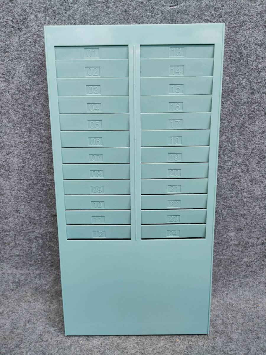 タイムカードラック タイムカード入れ 24人用拍卖