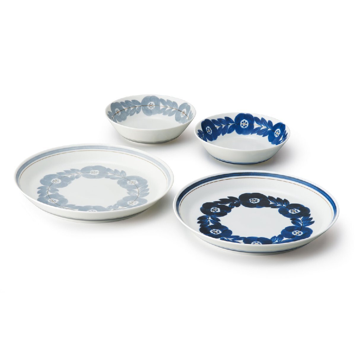 花のかんむりのような手描き風の花柄が素敵な お皿とボウルの ペアセット ボウル直径14.9×高さ4cm プレート直径23.2×高さ3.2cm拍卖