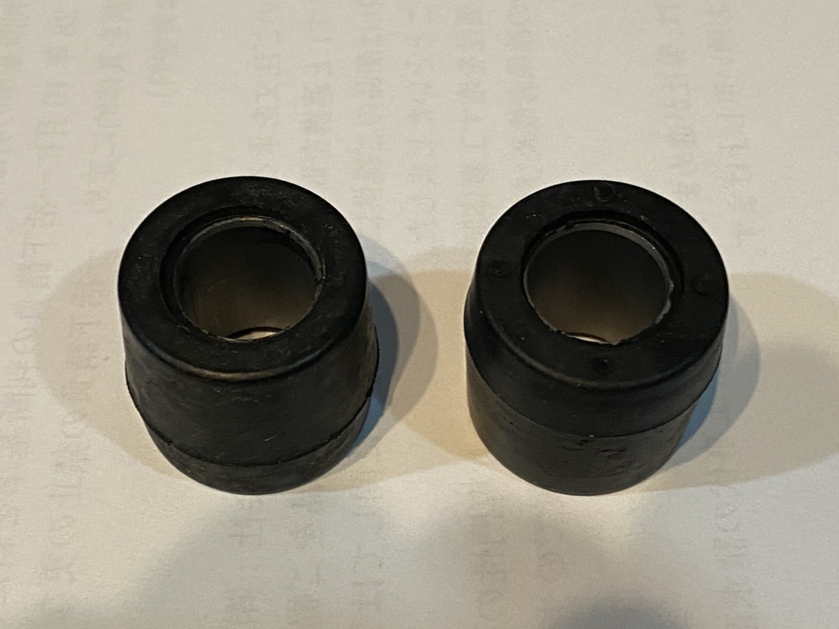 ロア アーム ブッシュ 純正相当品1台分(4個) 21A1882 kenz拍卖