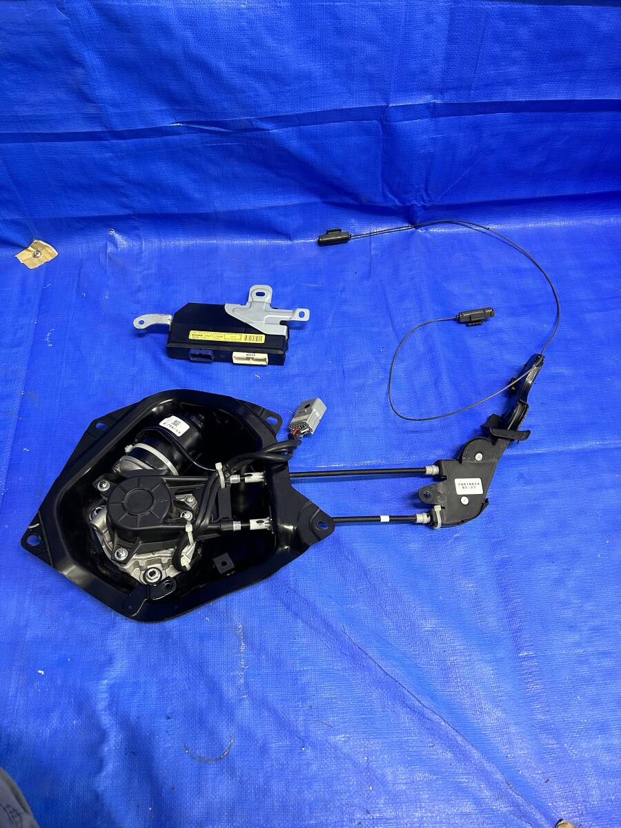 セレナ CC25 C25 H19年 左オートパワースライドドアモーター コントロールユニット付き 7F26拍卖