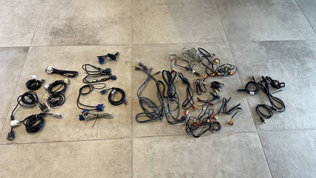 ケーブルいろいろ D-sub DVI 任天堂 AV USBなど 送料無料拍卖