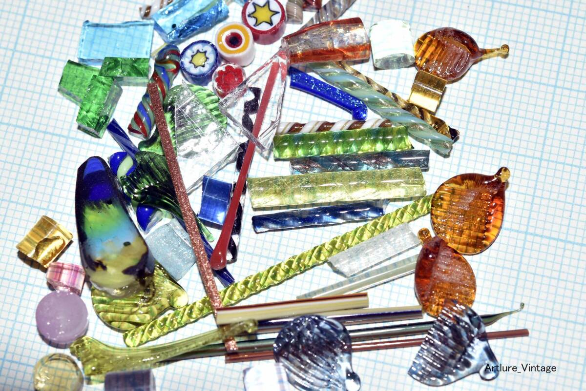 万華鏡 材料、ガラスのオブジェクト 作家向け kaleidoscope materials (11595-474 )個性的 レジン封入材料 万華鏡 レジ拍卖