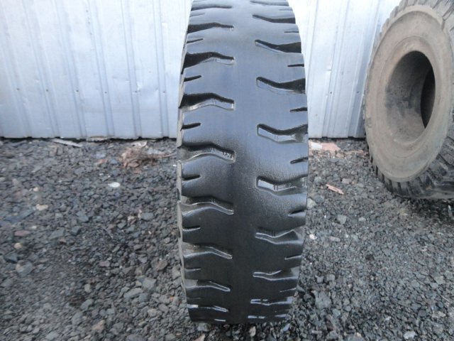 ●L212 6穴 ノーパンク フォークリフト リア用 ダンロップ TRUKUSH 7.00-12 1本拍卖