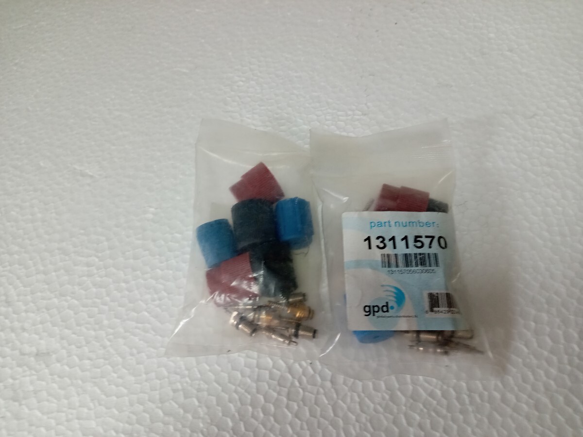 フォード、リンカーン等、ACシステムバルブコアとキャップ新品です。拍卖