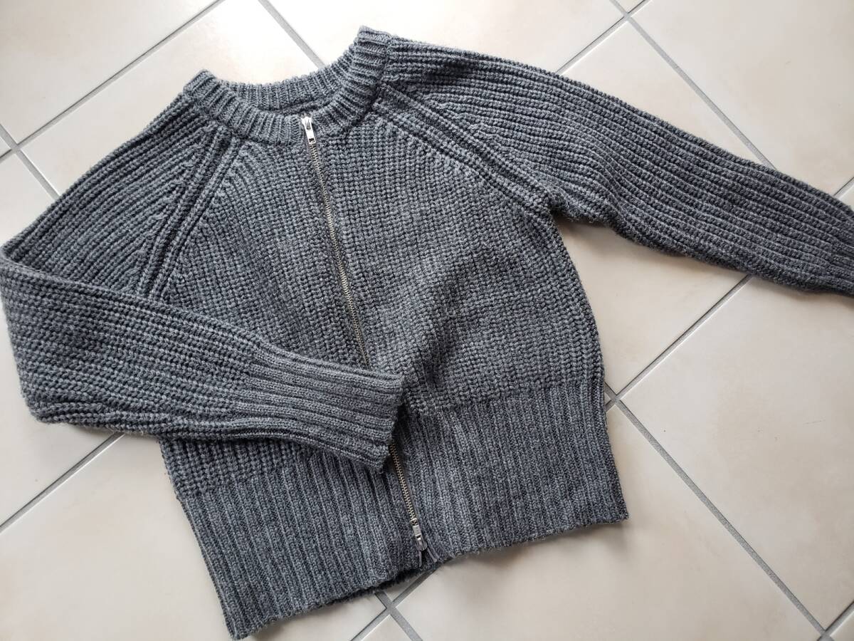 上質きれい/アーバンリサーチ グレー 丸首 クルーネック ジップアップカーディガン ニット拍卖