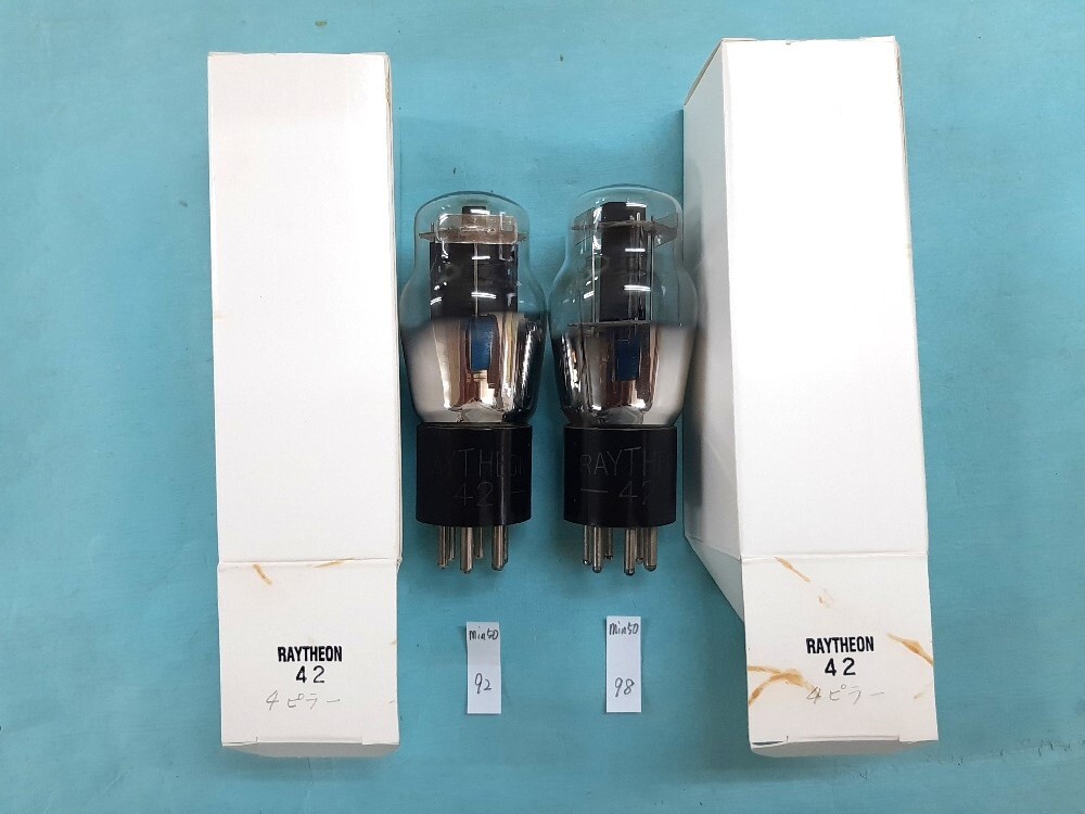 即決あり■銘品■稀少■4ピラー管 42 Raytheon 刻印黒ベース 2本組 おそらく中古品拍卖