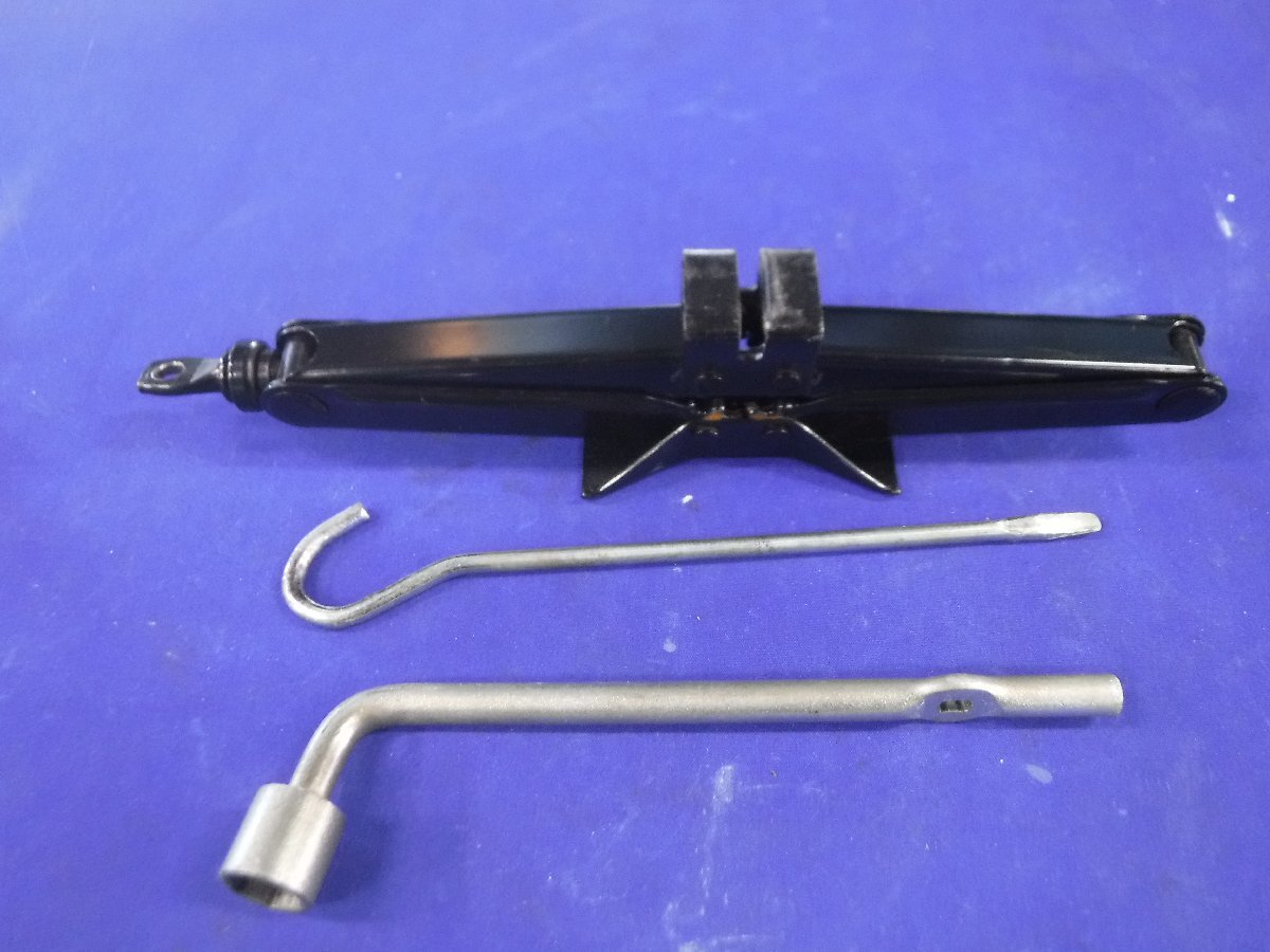 【C】ダイハツ ムーヴコンテカスタム L585S/L575S 純正 ジャッキセット 車載工具拍卖