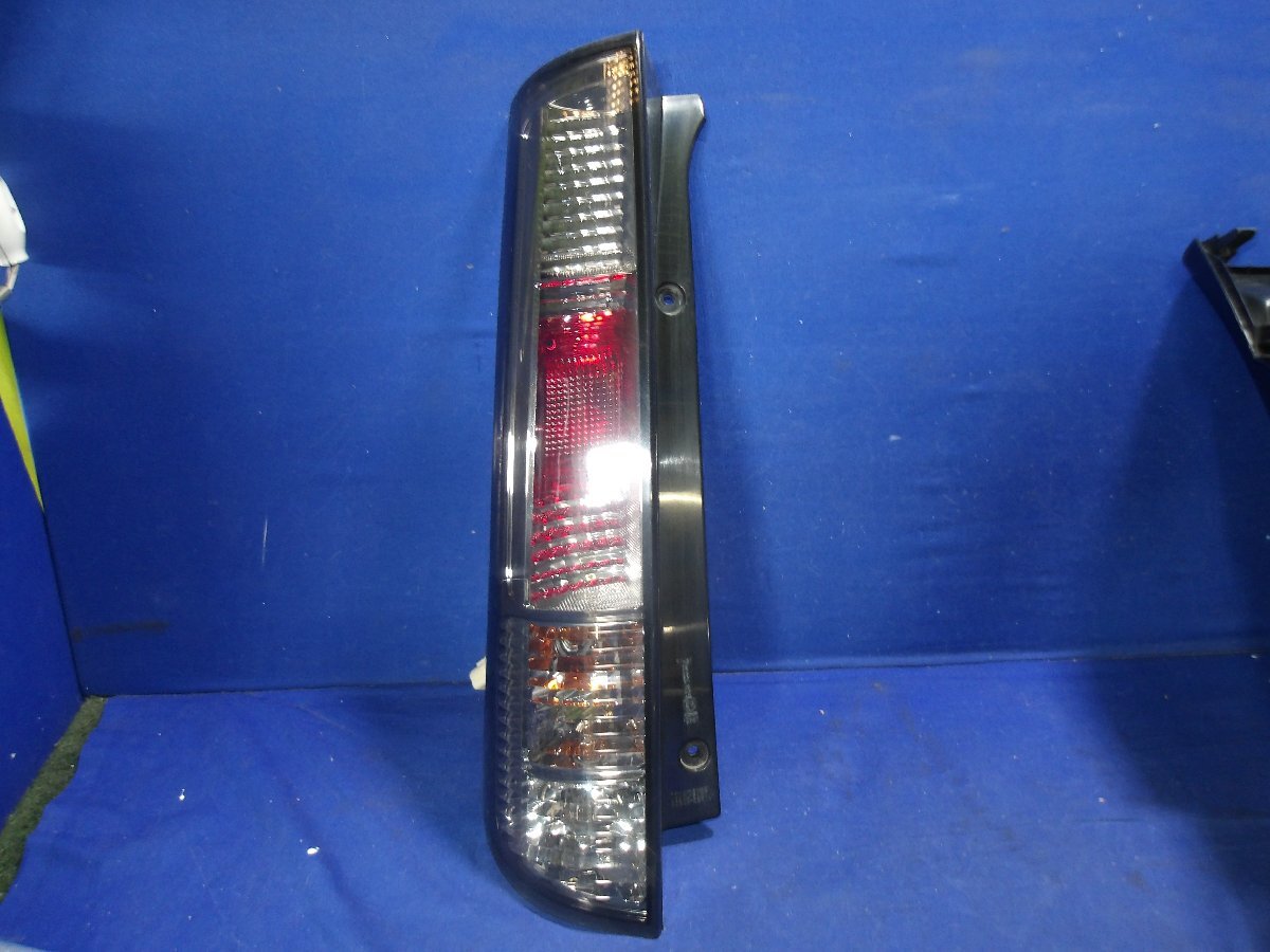 【D】スズキ パレットSW MK21S 純正 左テール TOKAIDENSO 35603-82K1拍卖