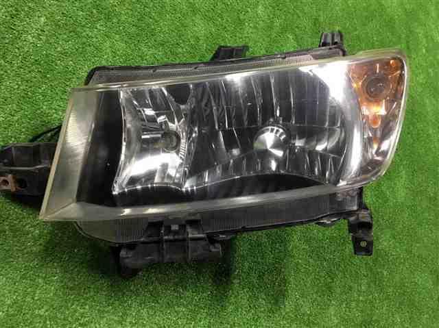 トヨタ bB QNC25 ヘッドランプ 左 ライト 助手席側 HID 81150-B1150拍卖