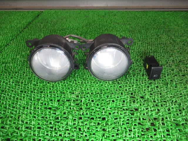 ルークス DBA-ML21S 左右 フォグランプ 26154-4A00F /41072拍卖