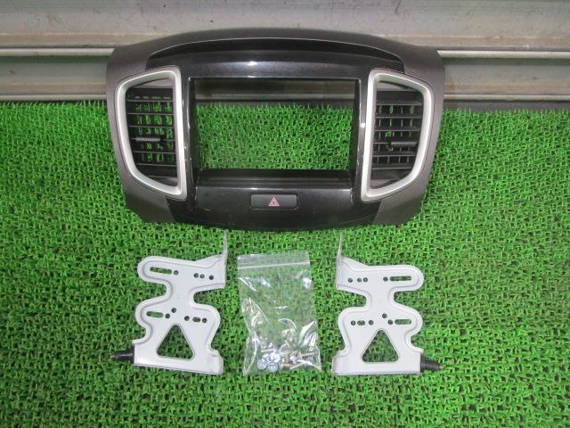 ソリオ DBA-MA15S オーディオパネル 73822-54M00-ZSV 73821-54M0 /41160拍卖