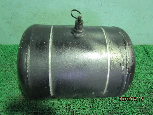 ふそう大型車 スーパーグレート BKG-FP54JDR エアタンク リア前側 エアサス用 MK433180 -F- TTT /32892拍卖