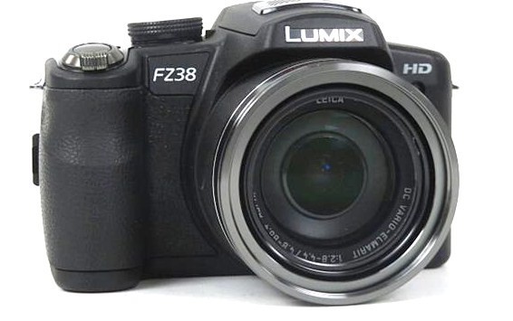 Panasonic(パナソニック) デジタルカメラ LUMIX DMC-FZ38 1210万画素 843500AA1687US拍卖