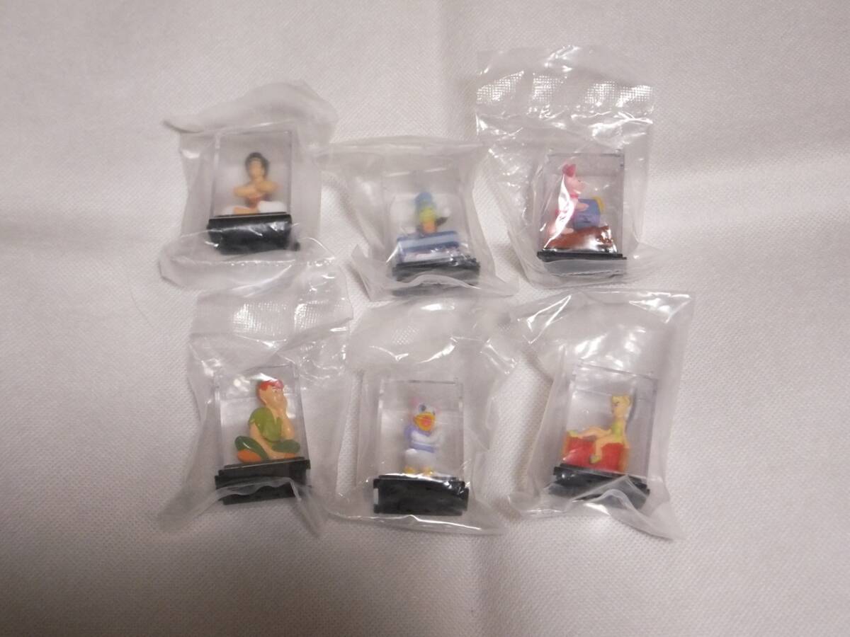 ディズニー ミニ フィギュア 6点 アラジン ジミニー ピグレット ピーターパン デイジー ティンカーベル拍卖