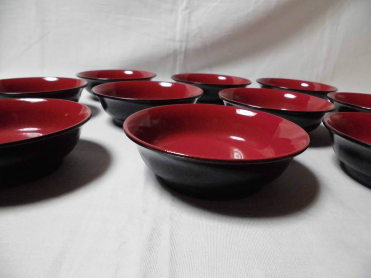 内朱 外黒の塗り皿 10枚 数ございます拍卖