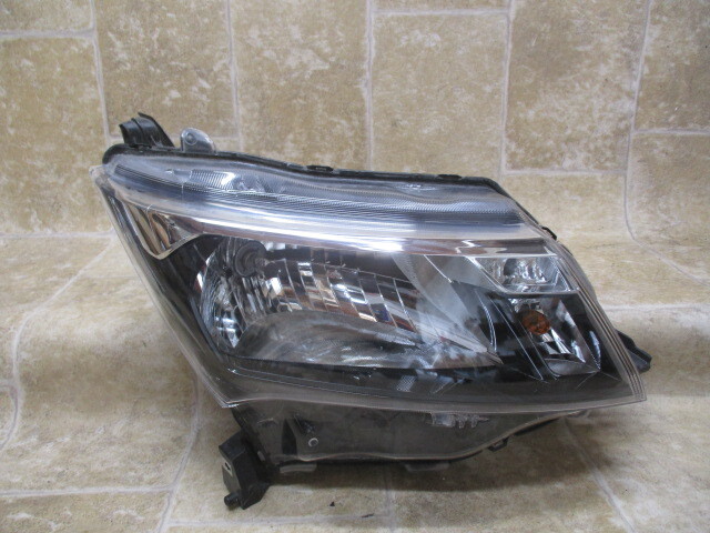 I8/ M900A/M900Sタンク トール純正ヘッドライト右STANLEY W3919拍卖