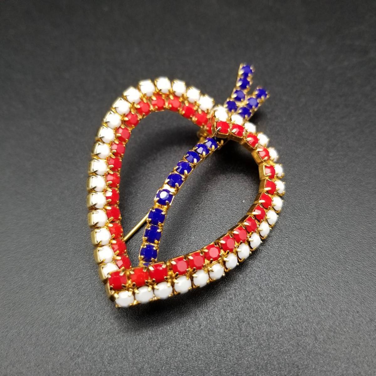 トリコロール ハート リンゴ モチーフ フレーム ヴィンテージ ブローチ レトロ コスチュームジュエリー 大ぶり 存在感 YNT27拍卖